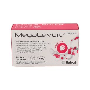 MEGALEVURE  10 STICKS SABOR FRESA